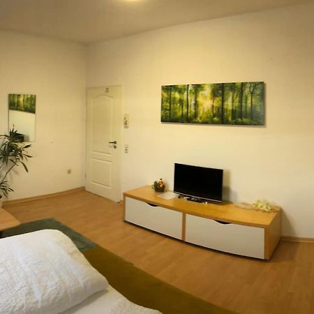 Apartmenthaus Am Bahnhof เดทโมลด์ ภายนอก รูปภาพ